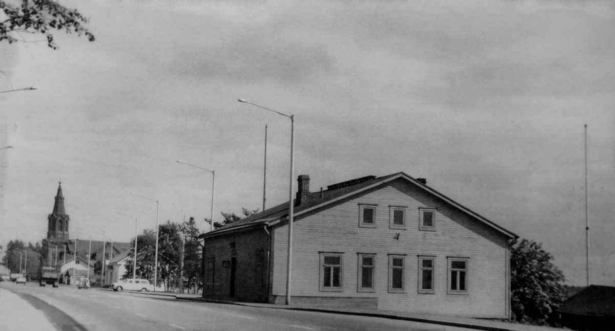 Messukylän kunnan virastotalo, myöhemmin poliisitalo vuonna 1966, jolloin talo purettiin. (kuva: Messukylän perinneseura ry)